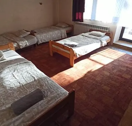 Hostel Komfort Borek Krakow Exterior photo