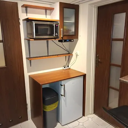 Hostel Komfort Borek Krakow Exterior photo